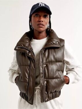 NWT Abercrombie & Fitch Ultra Collection Vegan Leather Brown Puffer Vest Size S